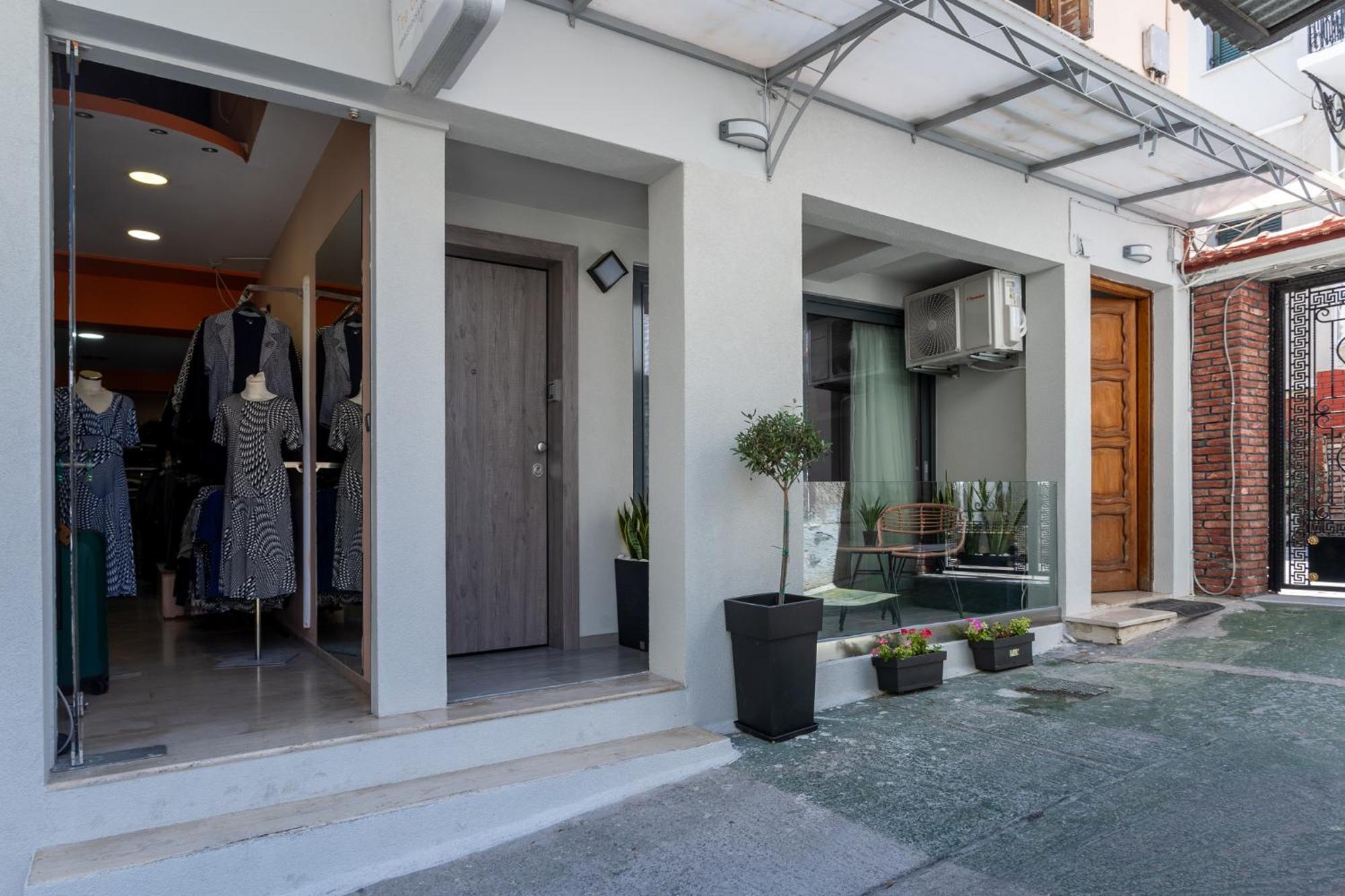 The Beehive Apartment Mytilíni Exterior foto